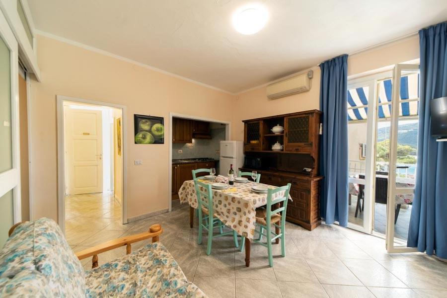 Residence Vacanza Mare มารินา ดิ กัมโป ภายนอก รูปภาพ