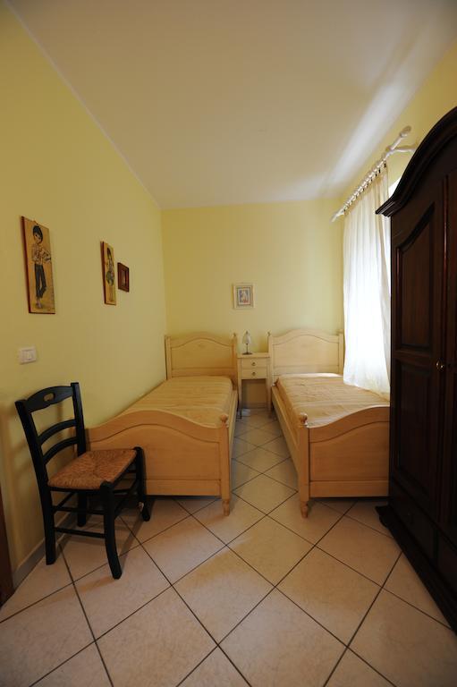 Residence Vacanza Mare มารินา ดิ กัมโป ภายนอก รูปภาพ